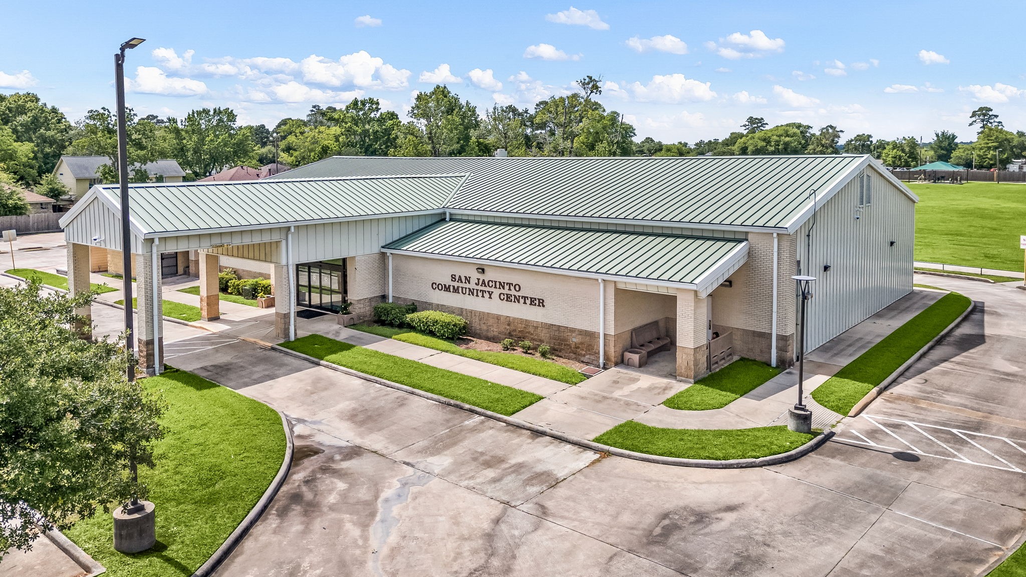 327 Brompton Court Highlands, TX 77562 - Photo 23 of 31