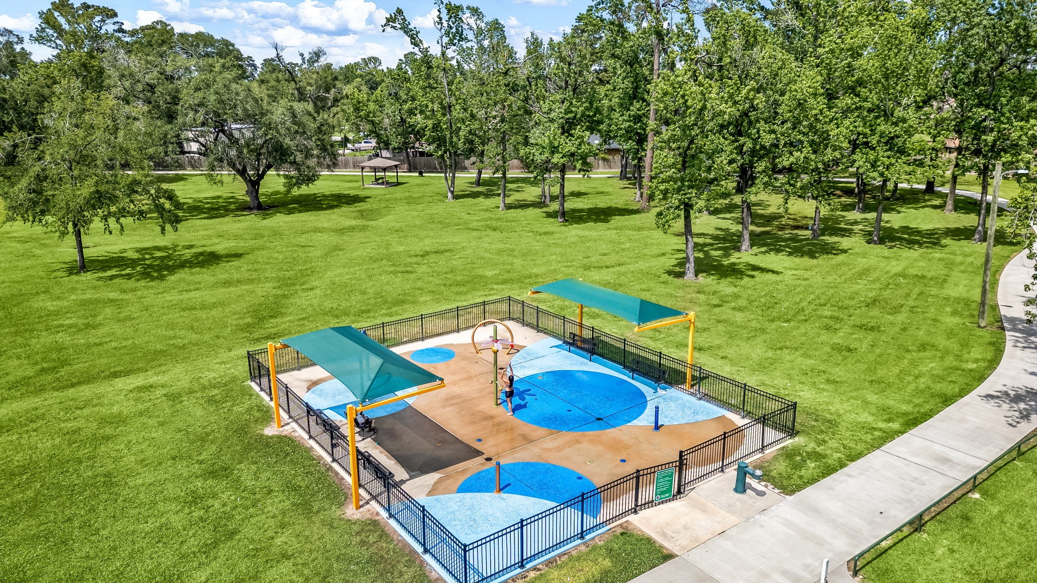 327 Brompton Court Highlands, TX 77562 - Photo 25 of 31