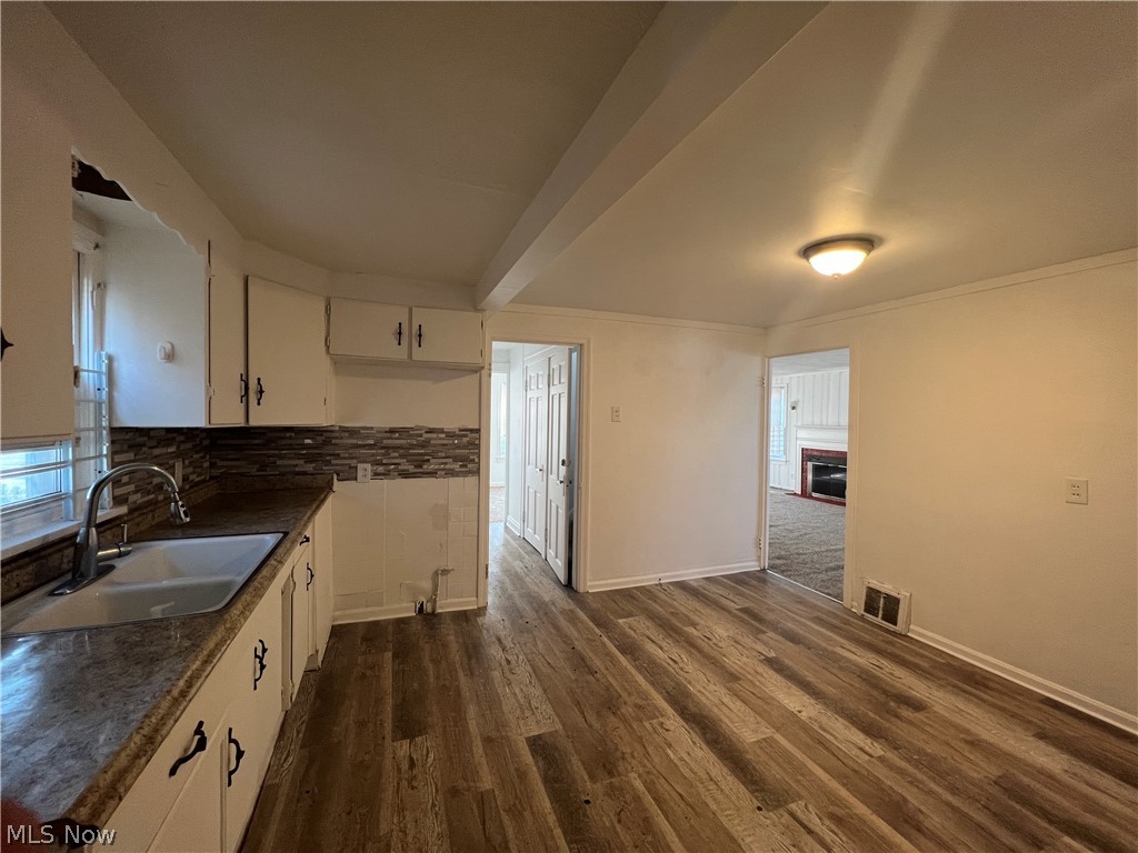 13511 Granger Road Cleveland, OH 44125 - Photo 4 of 20