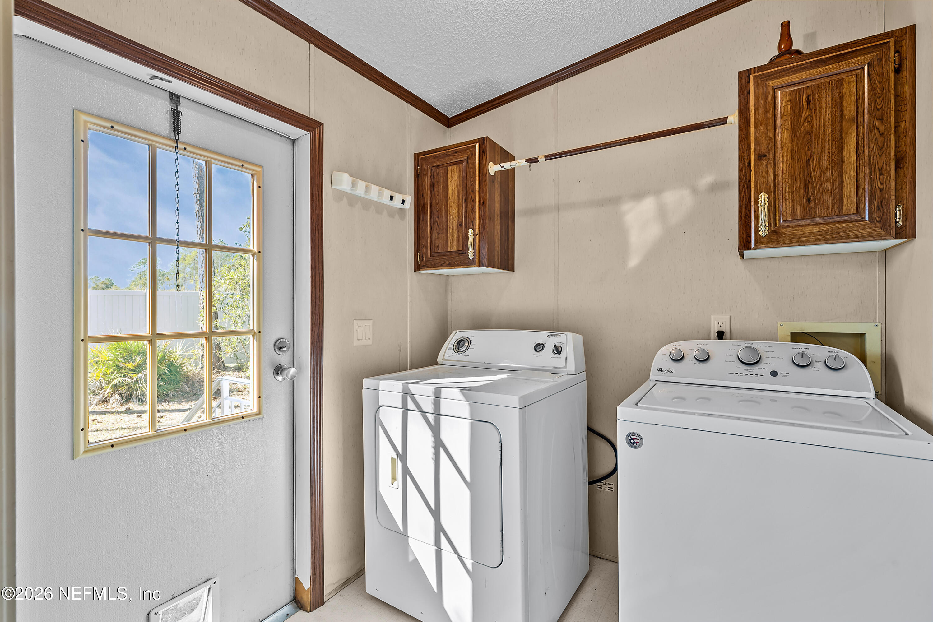 6109 5th Manor West Palatka, FL 32177 - Photo 11 of 24 15-JWLeeMedia8118