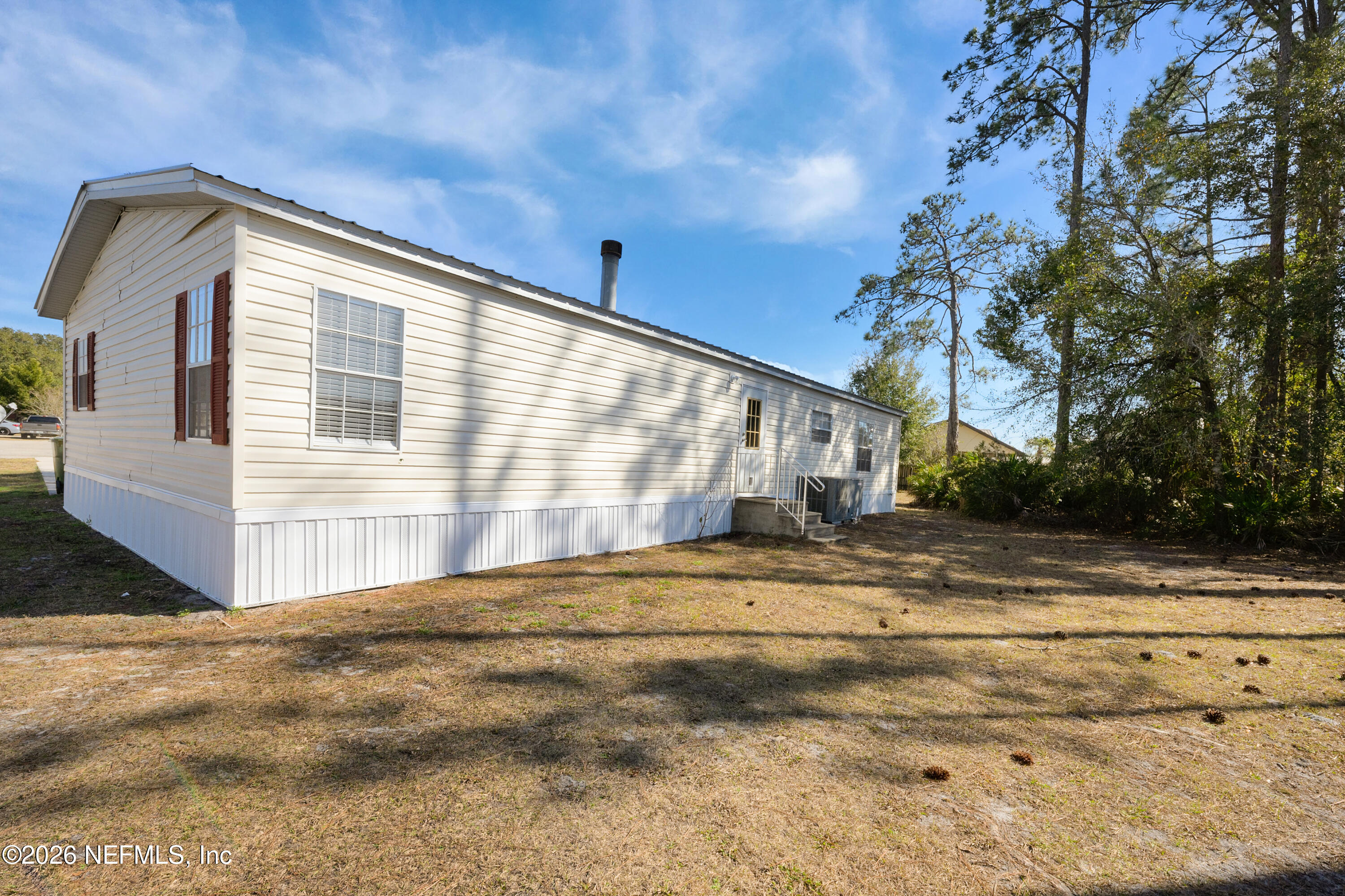 6109 5th Manor West Palatka, FL 32177 - Photo 23 of 24 06-JWLeeMedia8089