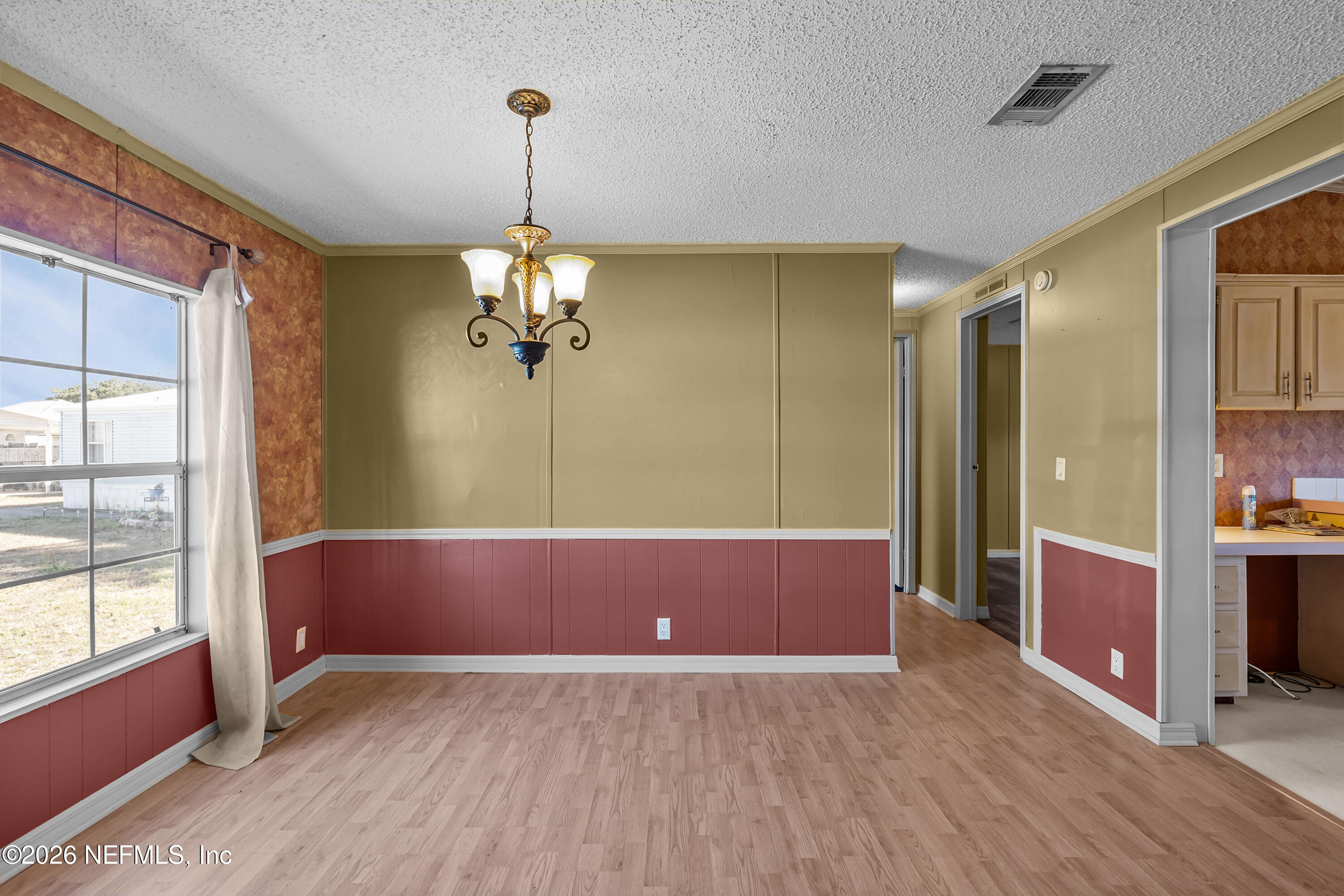 6109 5th Manor West Palatka, FL 32177 - Photo 6 of 24 10-JWLeeMedia8103