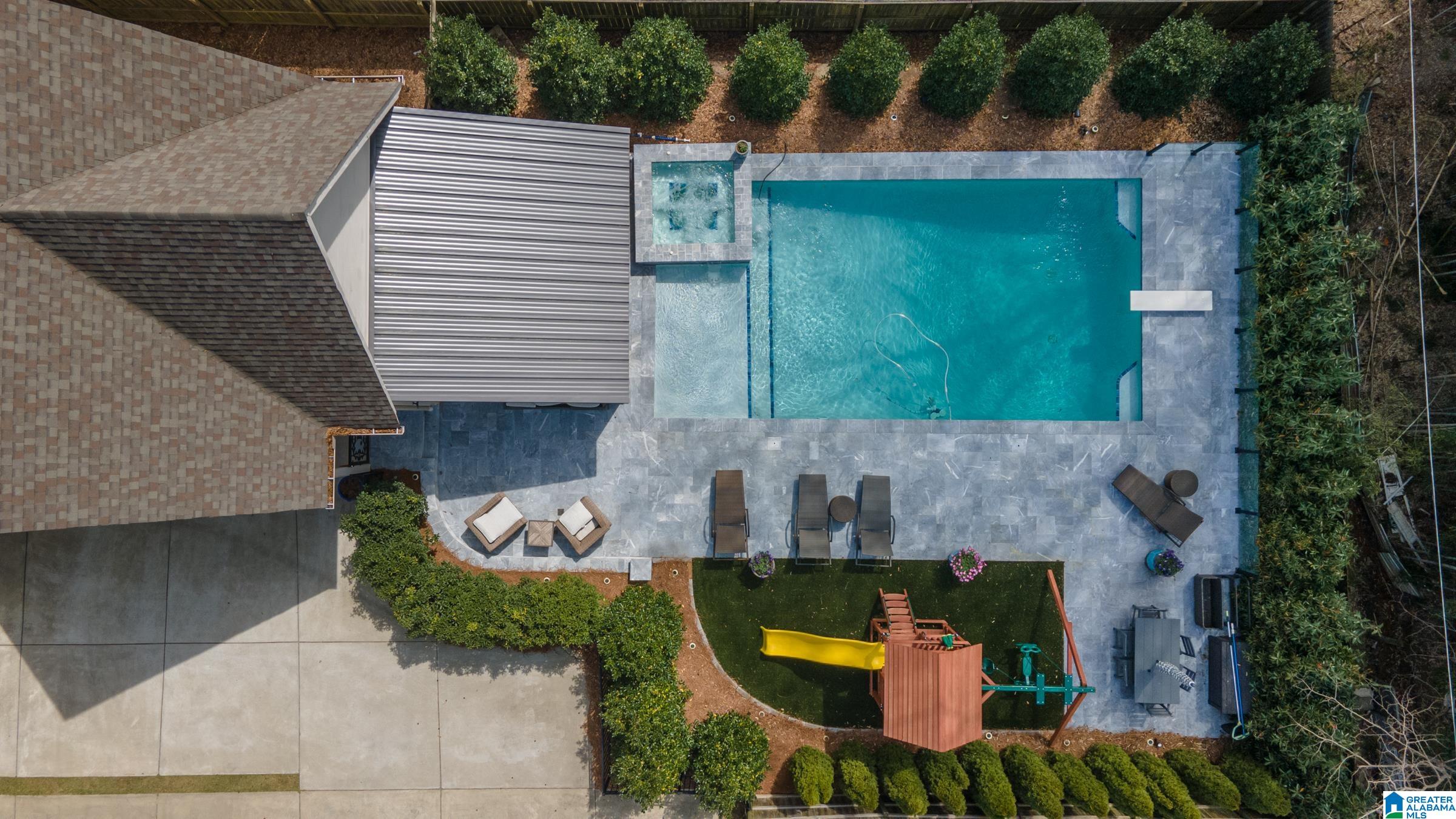 114 Ridge Road Birmingham, AL 35209 - Photo 3 of 50
