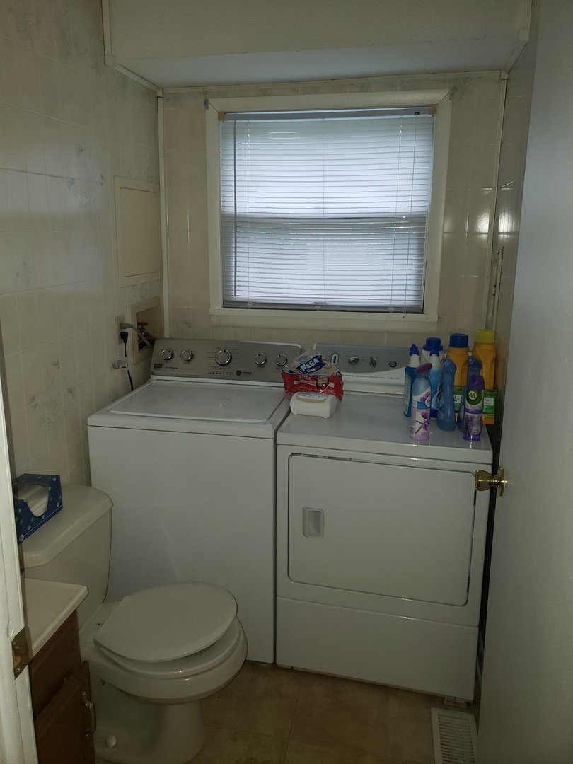 550 East Briarcliff Road Bolingbrook, IL 60440 - Photo 6 of 14