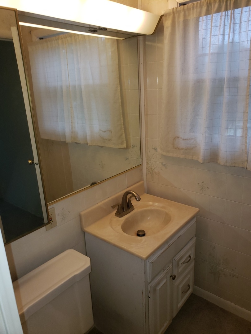 550 East Briarcliff Road Bolingbrook, IL 60440 - Photo 10 of 14