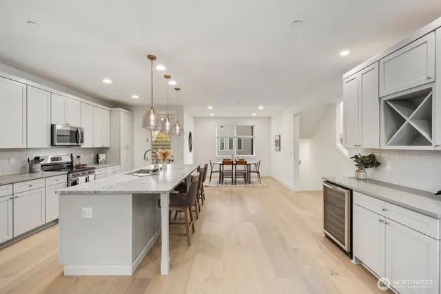 $1,050,000 | 20 160th Place Southeast, Bothell, WA 98012