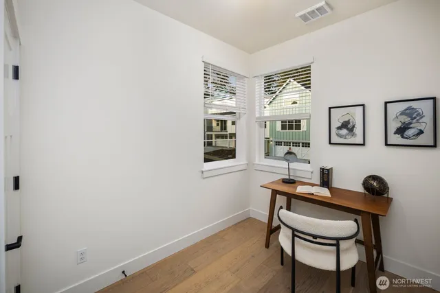 $1,050,000 | 20 160th Place Southeast, Bothell, WA 98012