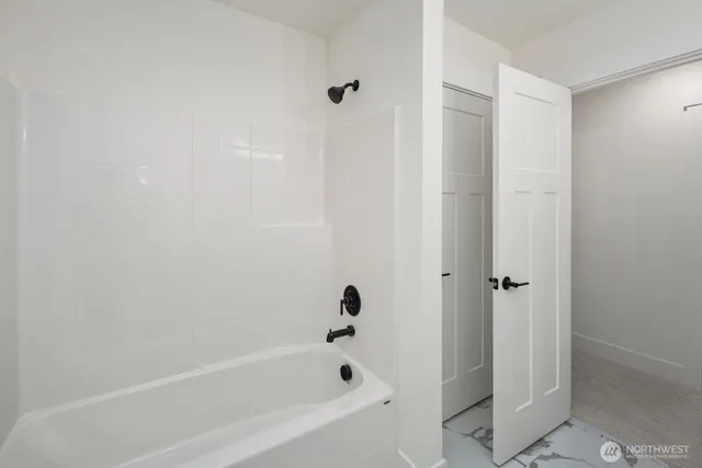 $1,050,000 | 20 160th Place Southeast, Bothell, WA 98012