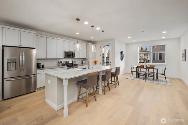 $1,050,000 | 20 160th Place Southeast, Bothell, WA 98012