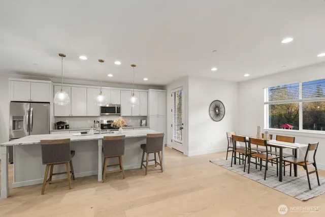 $1,050,000 | 20 160th Place Southeast, Bothell, WA 98012