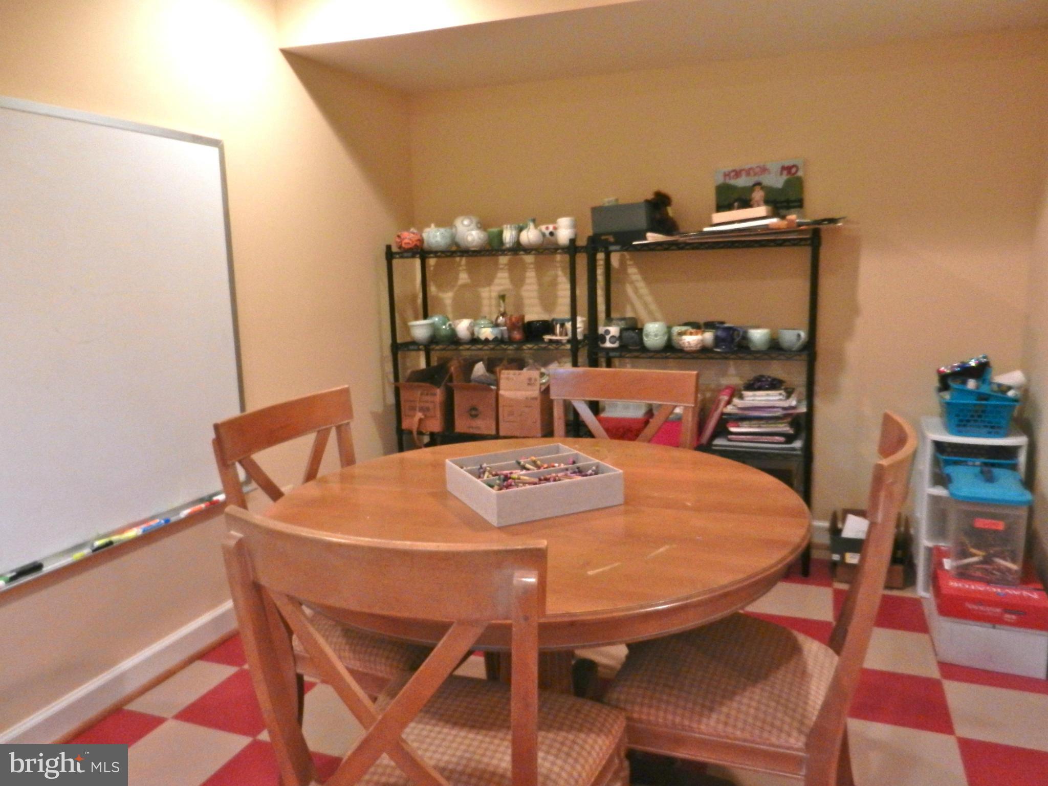 6366 Lee Forest Path Centreville, VA 20120 - Photo 16 of 30 Interior (General)