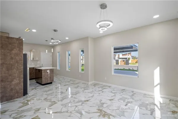 $1,250 | 501 North Onyx Avenue, Unit 1, Edinburg, TX 78541