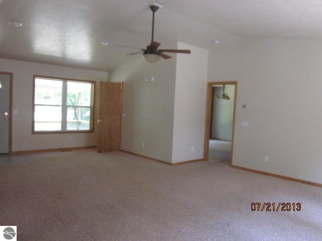 11286 Edgar Road Riverdale, MI 48877 - Photo 4 of 17 1790862-3.JPG