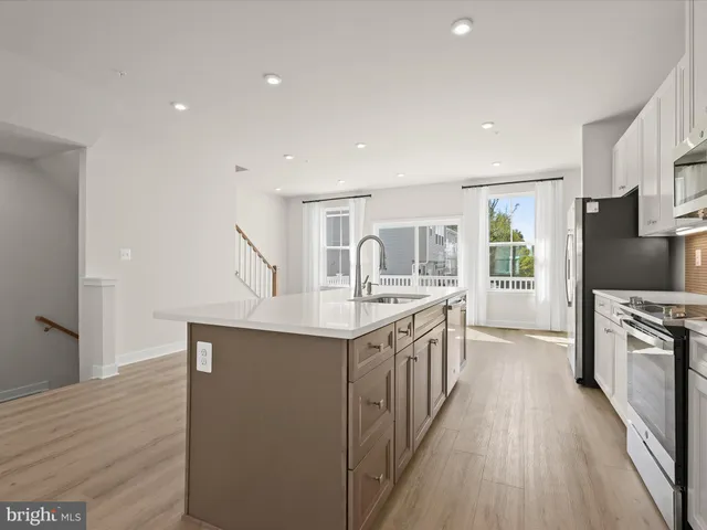 $735,000 | 7840 Blackbriar Way, Laurel, MD 20723