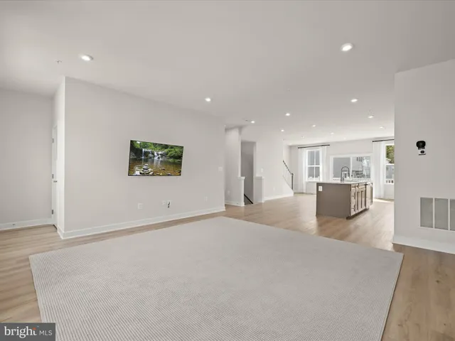 $735,000 | 7840 Blackbriar Way, Laurel, MD 20723