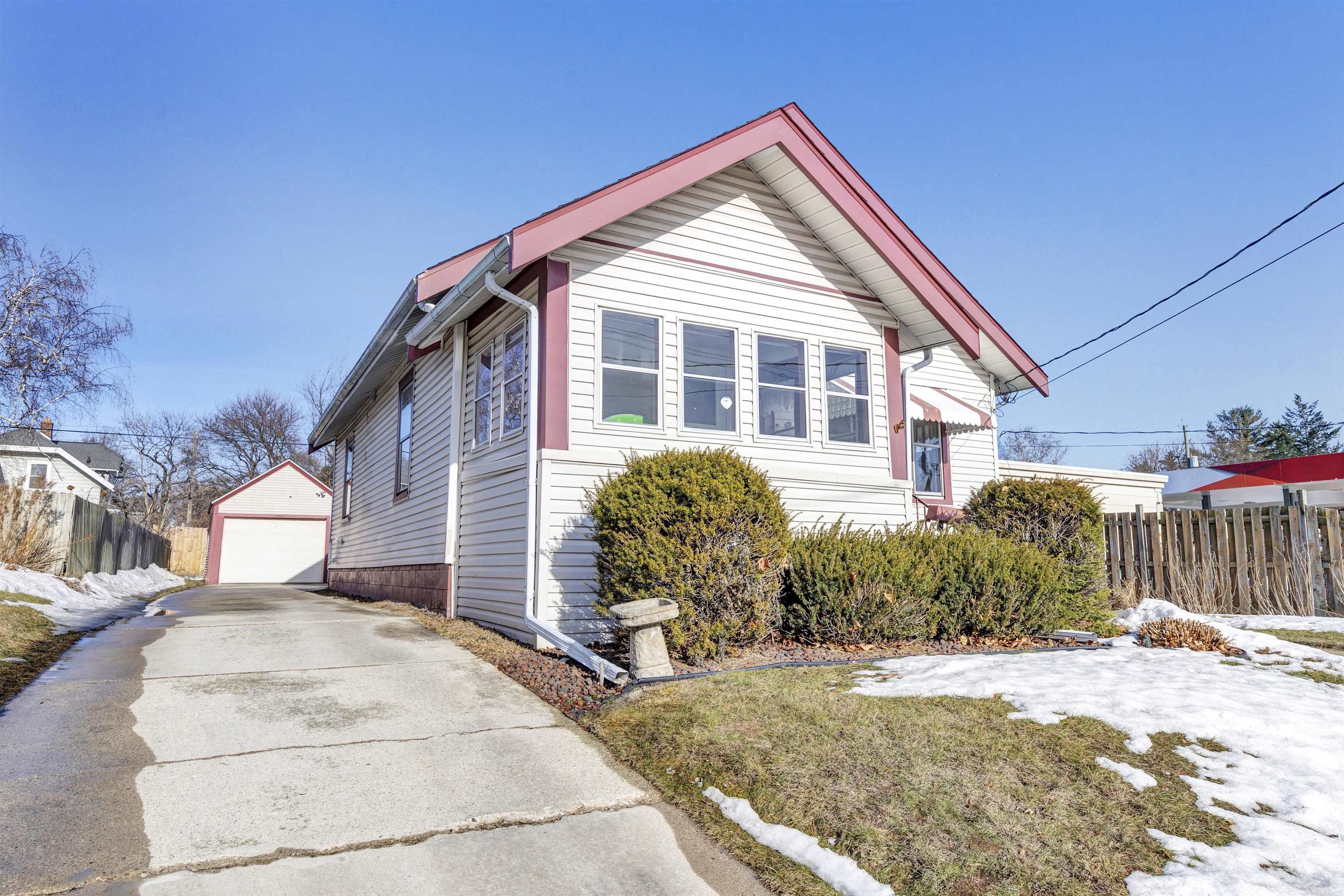 1012 Green Street Manitowoc, WI 54220 - Photo 21 of 22