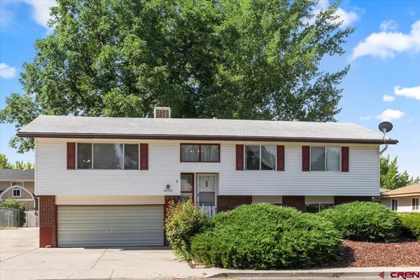 $425,000 | 2020 Bradford Drive, Montrose, CO 81401