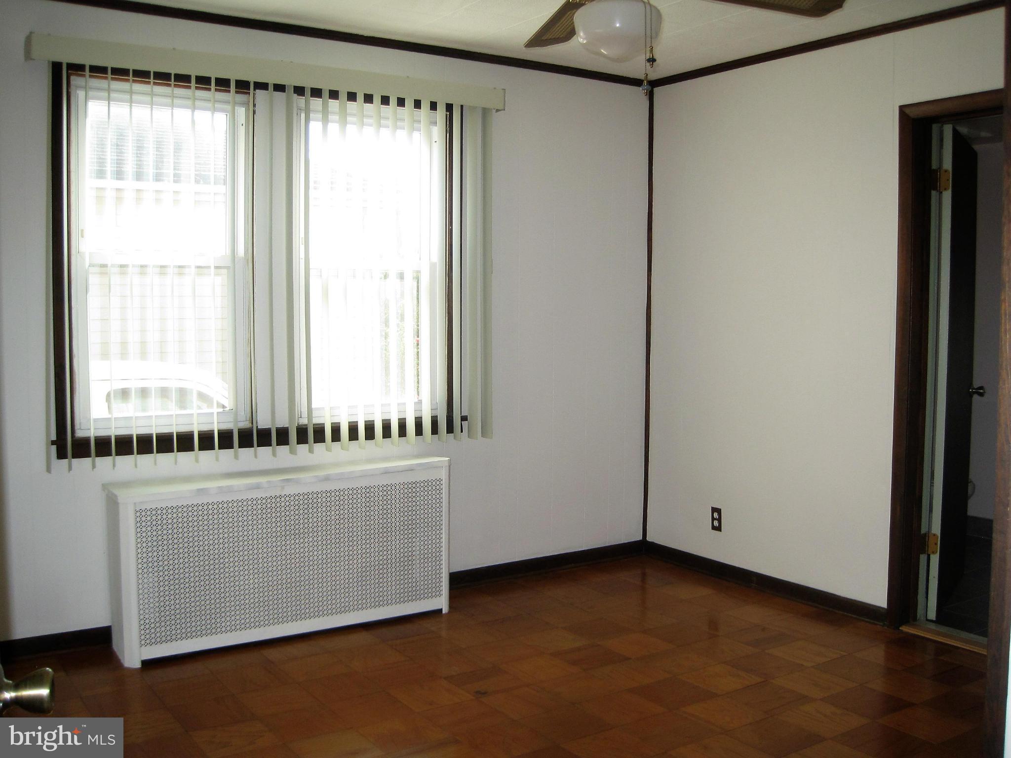 7222 Bay Front Road Baltimore, MD 21219 - Photo 14 of 30 Bedroom