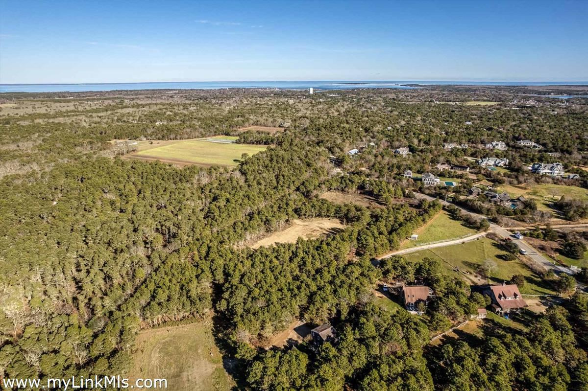9 Turkeyland Cove Road Edgartown, MA 02539 - Photo 4 of 7 Gallery Image 4