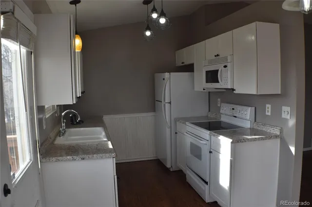 $2,100 | 4758 Cassidy Street, Colorado Springs, CO 80911