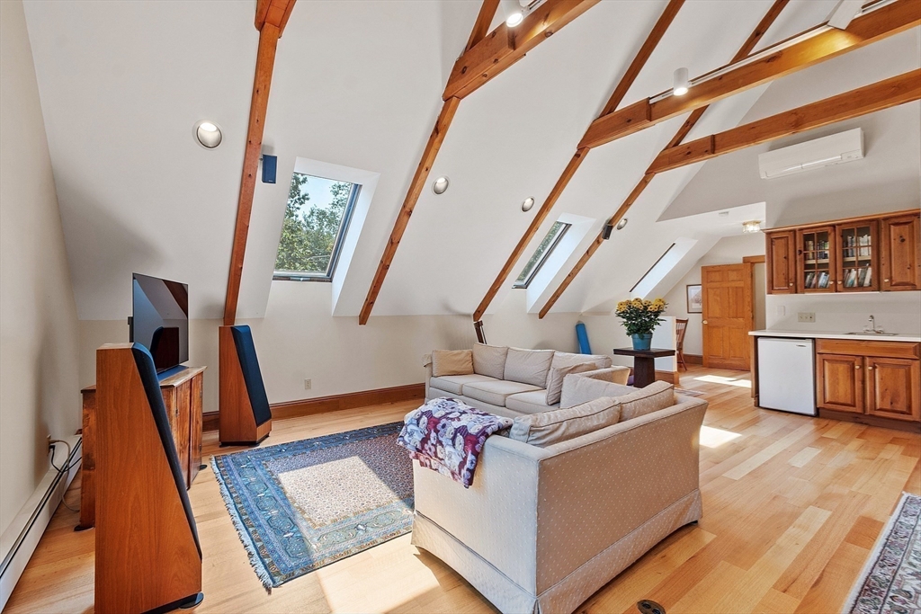 28 Foster Street Beverly, MA 01915 - Photo 25 of 41