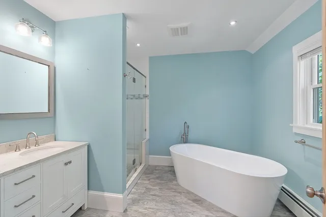 $1,050,000 | 28 Foster Street, Beverly, MA 01915