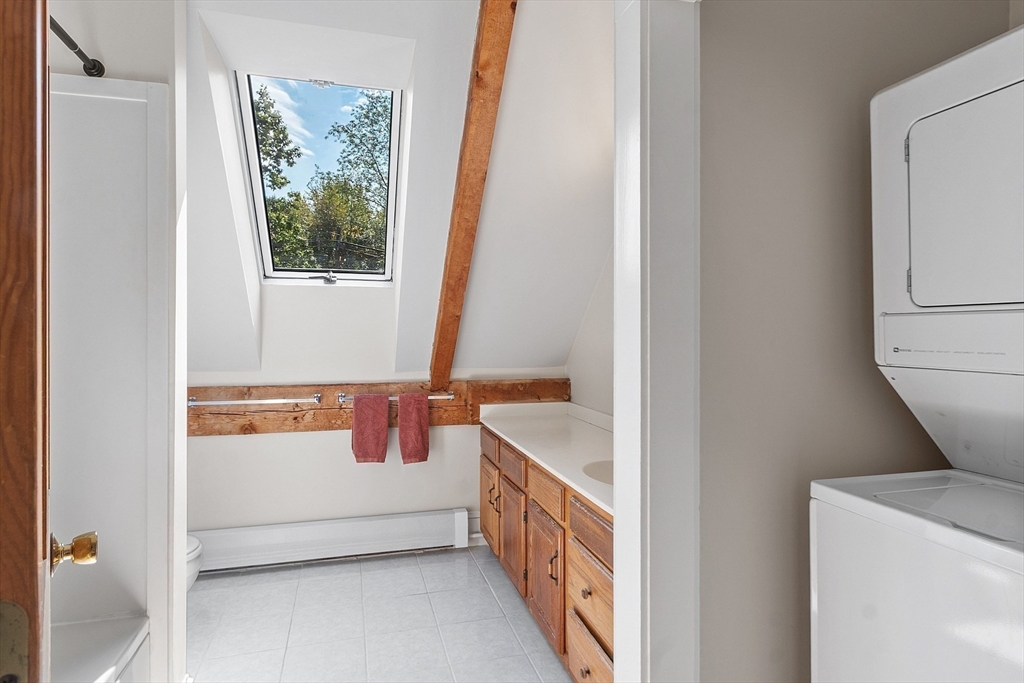 28 Foster Street Beverly, MA 01915 - Photo 35 of 41