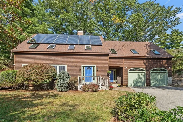 $1,050,000 | 28 Foster Street, Beverly, MA 01915