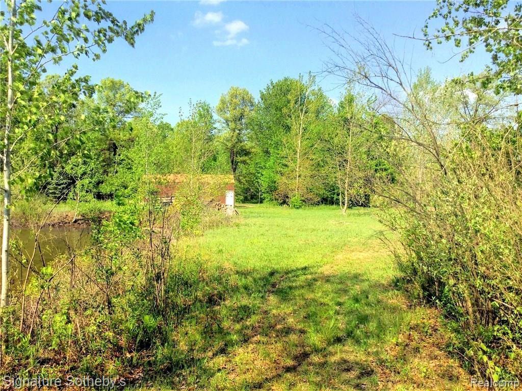 256 South Alamando Road Shepherd, MI 48883 - Photo 11 of 19