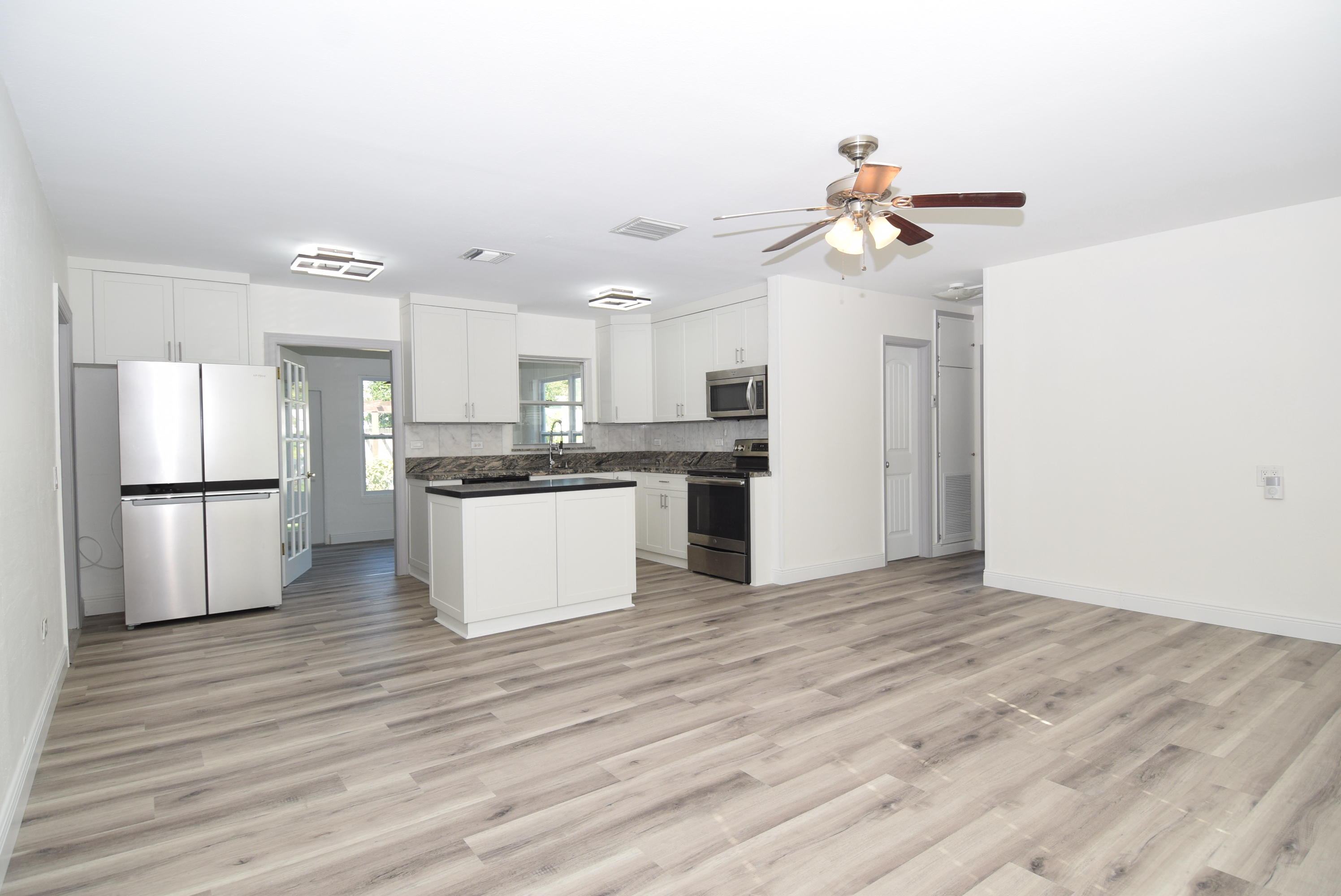 235 2nd Road Key Largo, FL 33037 - Photo 2 of 35 2