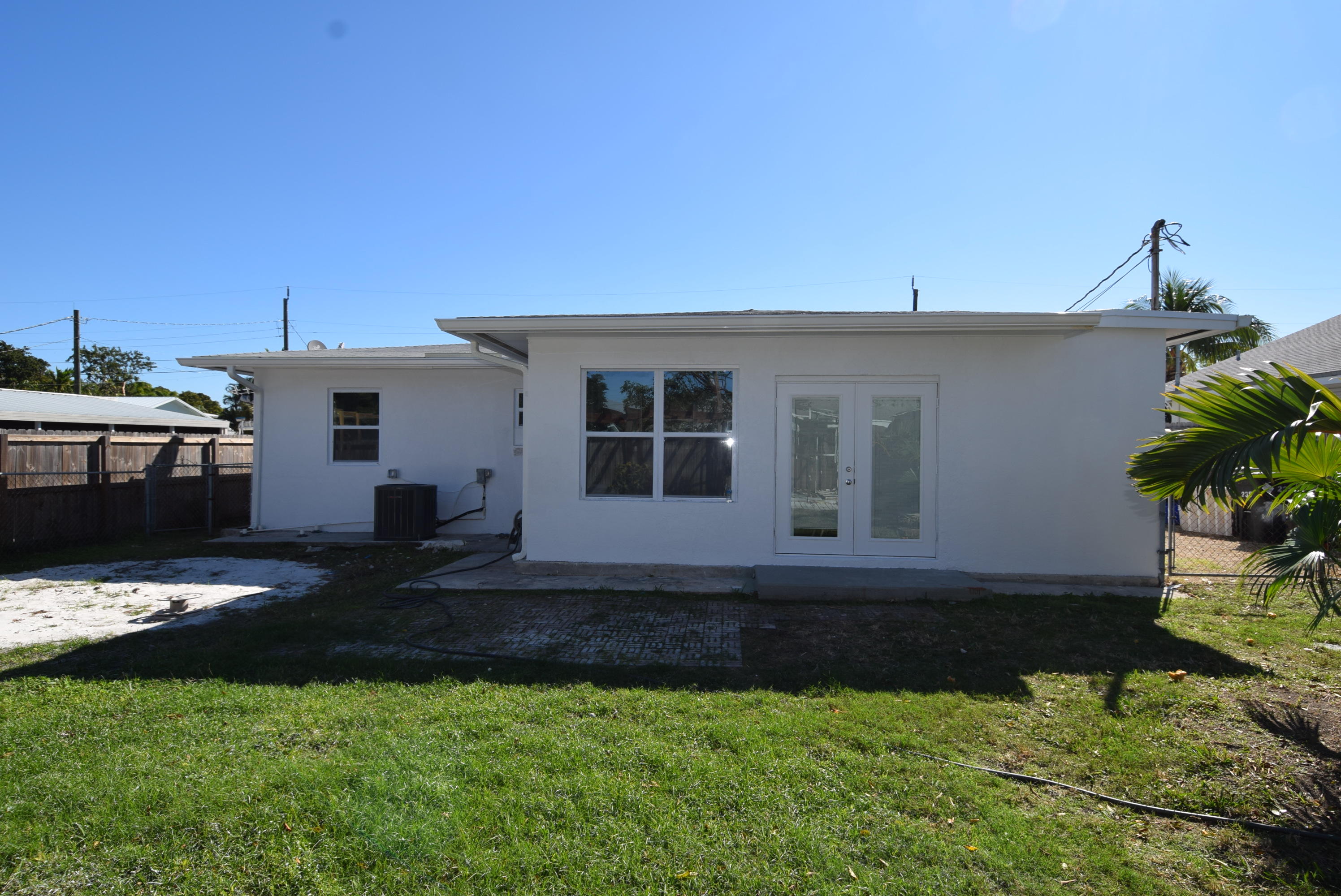 235 2nd Road Key Largo, FL 33037 - Photo 28 of 35 28