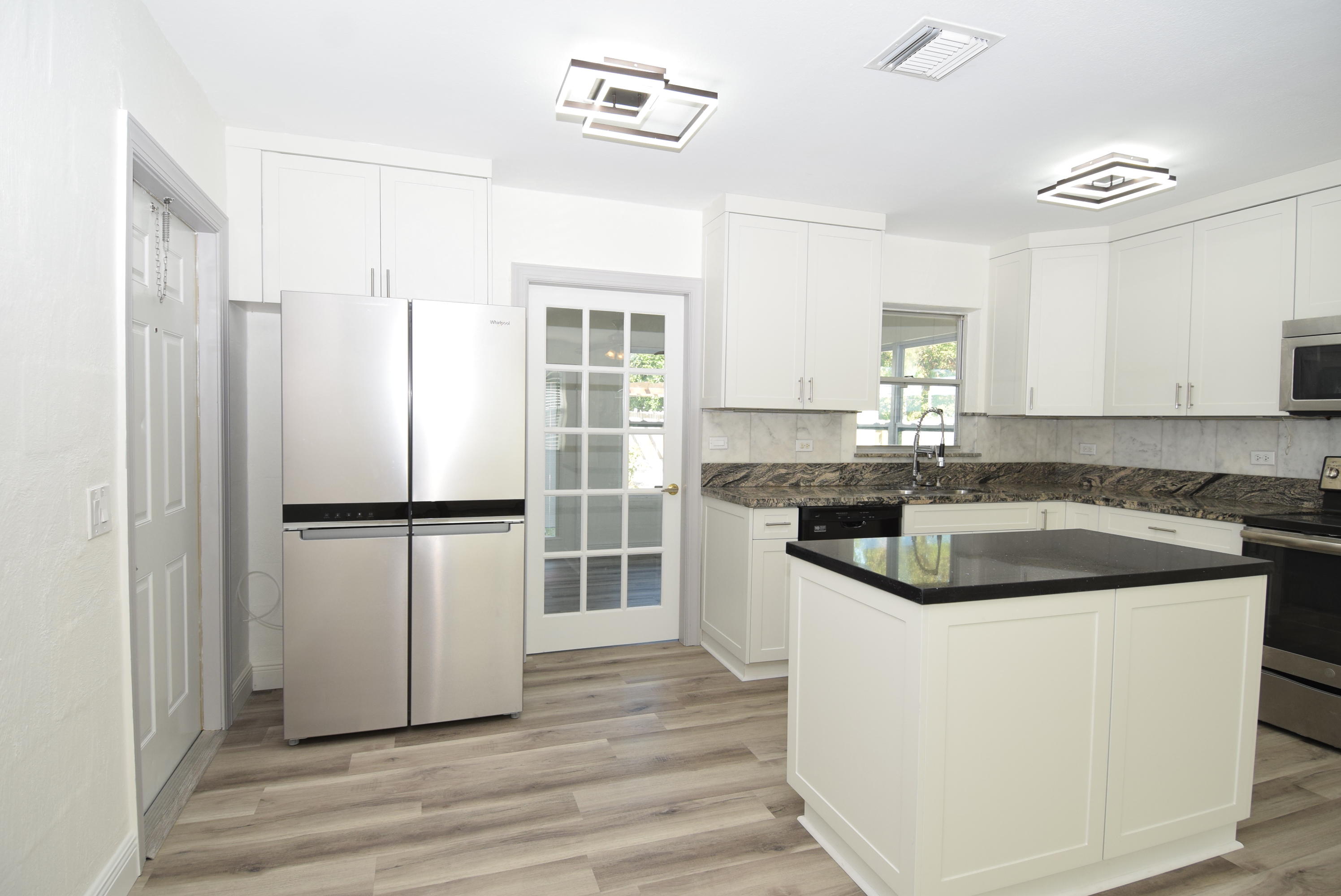235 2nd Road Key Largo, FL 33037 - Photo 9 of 35 9