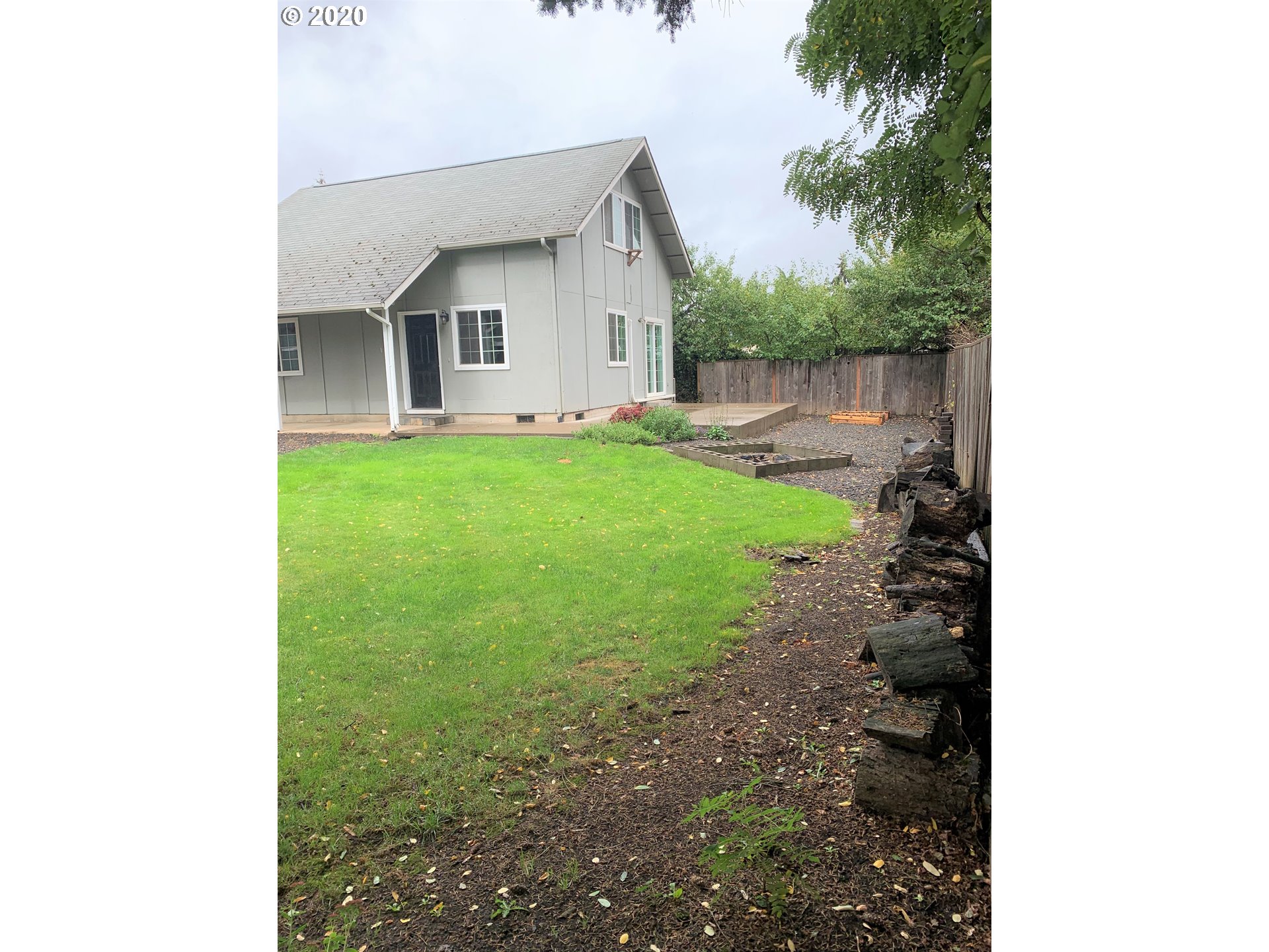 1601 Rainbow Drive Springfield, OR 97477 - Photo 2 of 23 Gallery Image 2