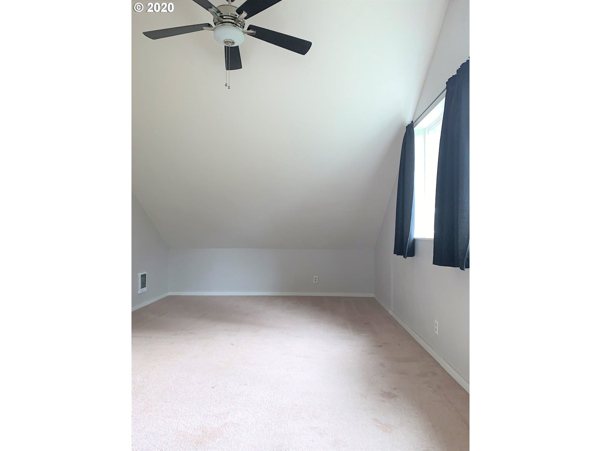 1601 Rainbow Drive Springfield, OR 97477 - Photo 17 of 23 Gallery Image 17