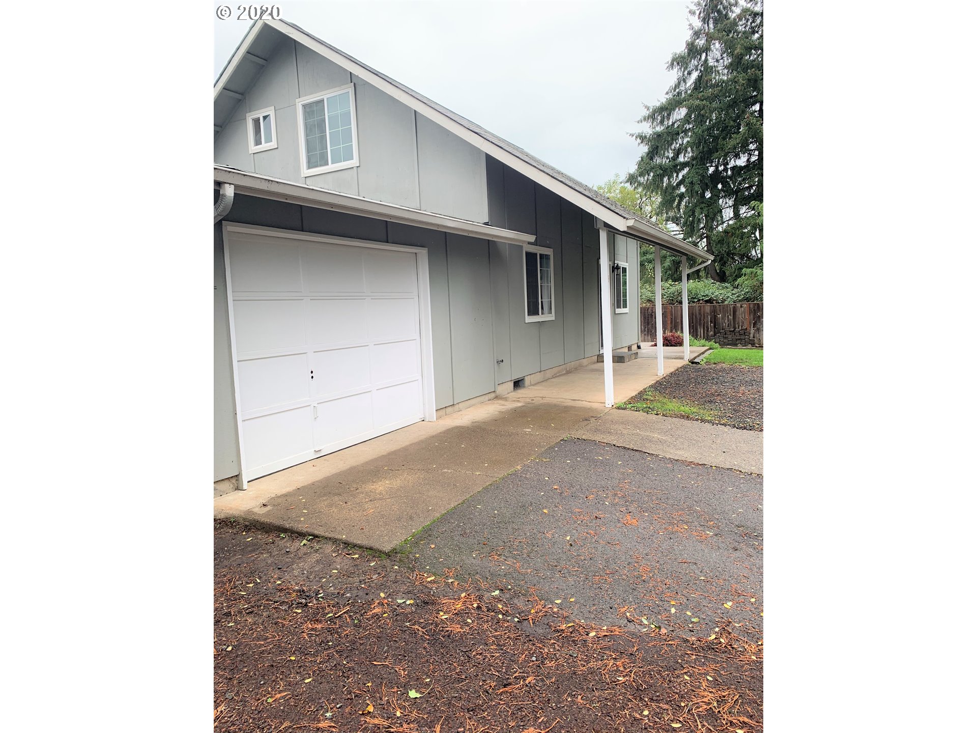1601 Rainbow Drive Springfield, OR 97477 - Photo 3 of 23 Gallery Image 3
