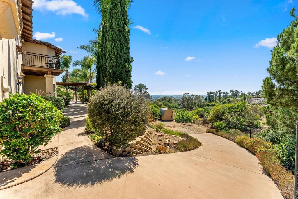 1829 Elevado Road Vista, CA 92084 - Photo 53 of 62
