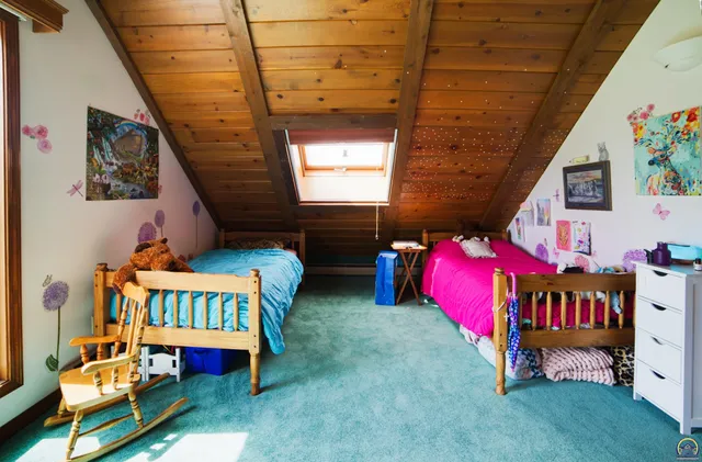 $415,000 | 300 Durink Street, St. Marys, KS 66536