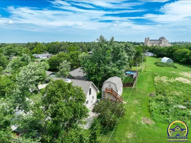 $415,000 | 300 Durink Street, St. Marys, KS 66536