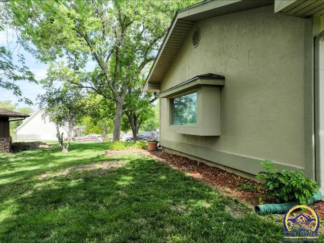 $415,000 | 300 Durink Street, St. Marys, KS 66536