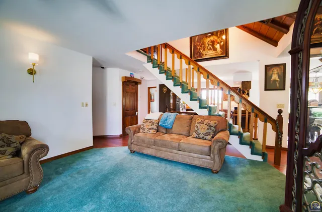 $415,000 | 300 Durink Street, St. Marys, KS 66536