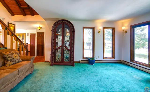 $415,000 | 300 Durink Street, St. Marys, KS 66536