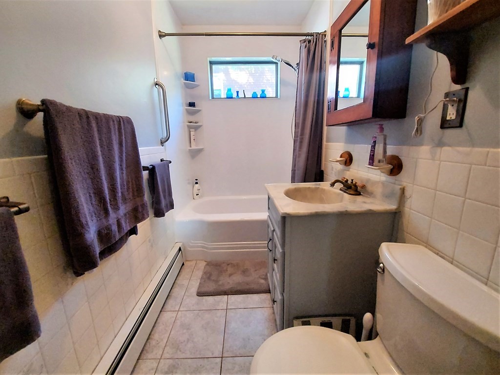 7 Cuba Road Worcester, MA 01603 - Photo 12 of 28
