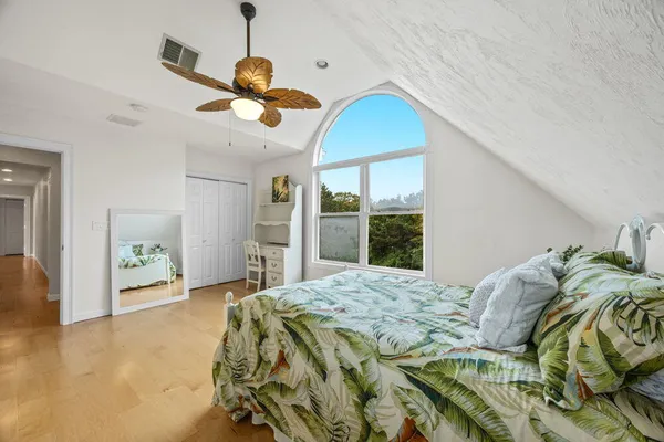 $1,499,000 | 29 Weather Deck Road, Bourne, MA 02532
