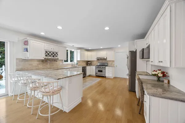 $1,499,000 | 29 Weather Deck Road, Bourne, MA 02532
