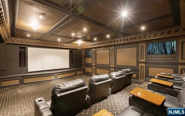 $5,900,000 | 51 Chestnut Ridge Road, Saddle River, NJ 07458