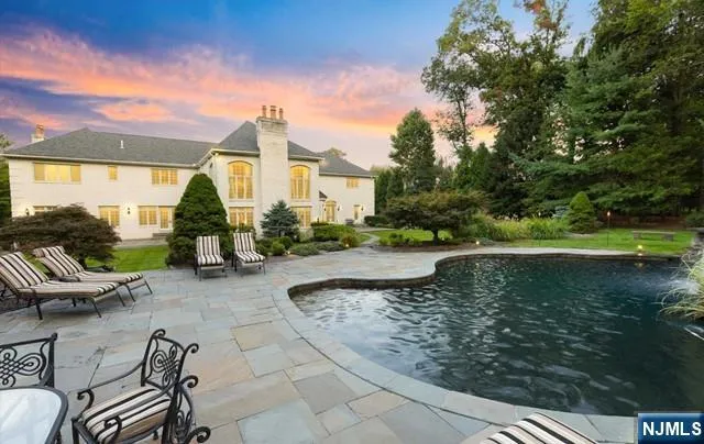 $5,900,000 | 51 Chestnut Ridge Road, Saddle River, NJ 07458