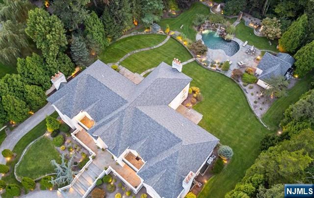51 Chestnut Ridge Road Saddle River, NJ 07458 - Photo 44 of 45 an aerial view of a house