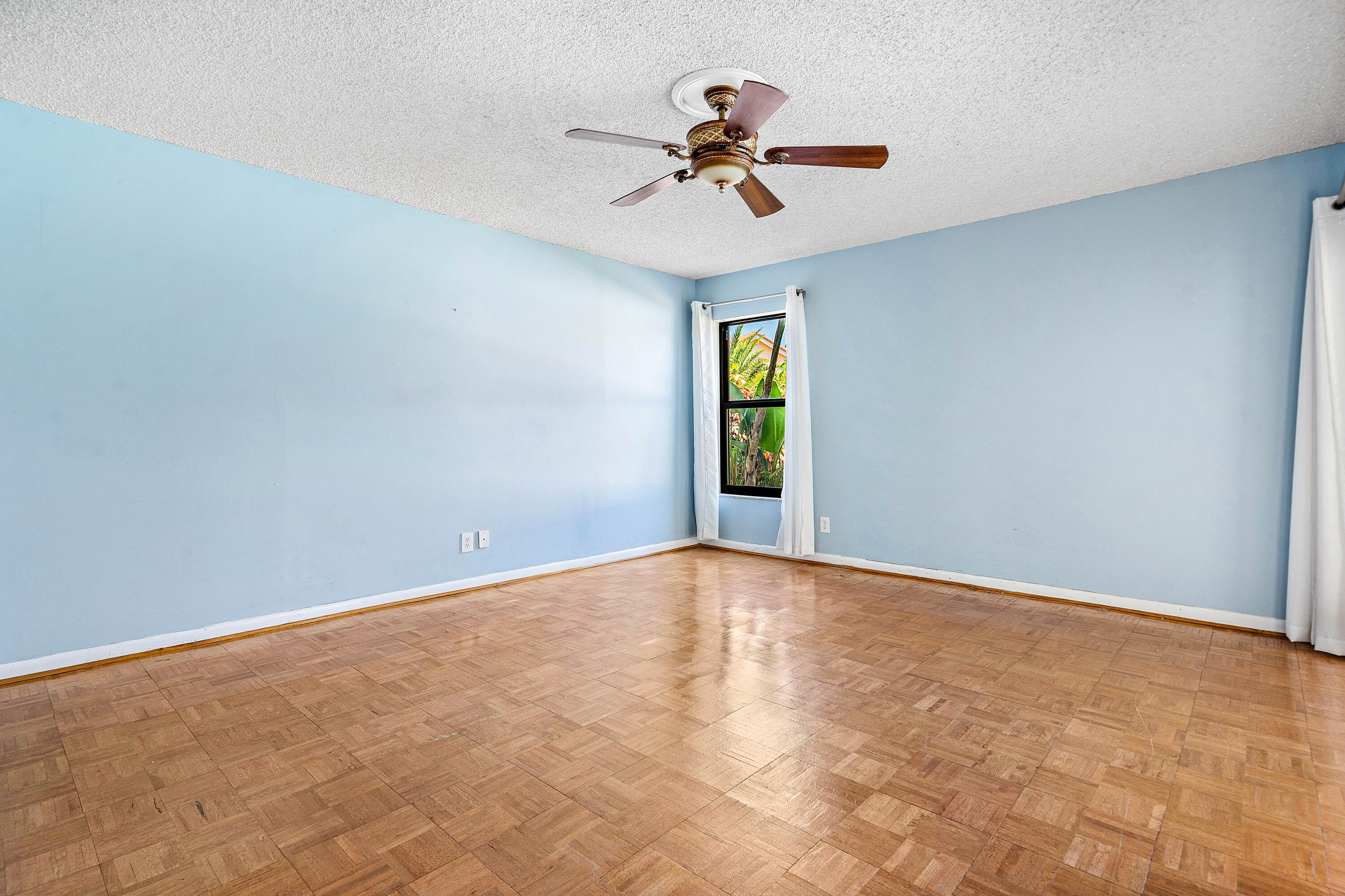 21212 Escondido Way Boca Raton, FL 33433 - Photo 13 of 48 a view of an empty room and window