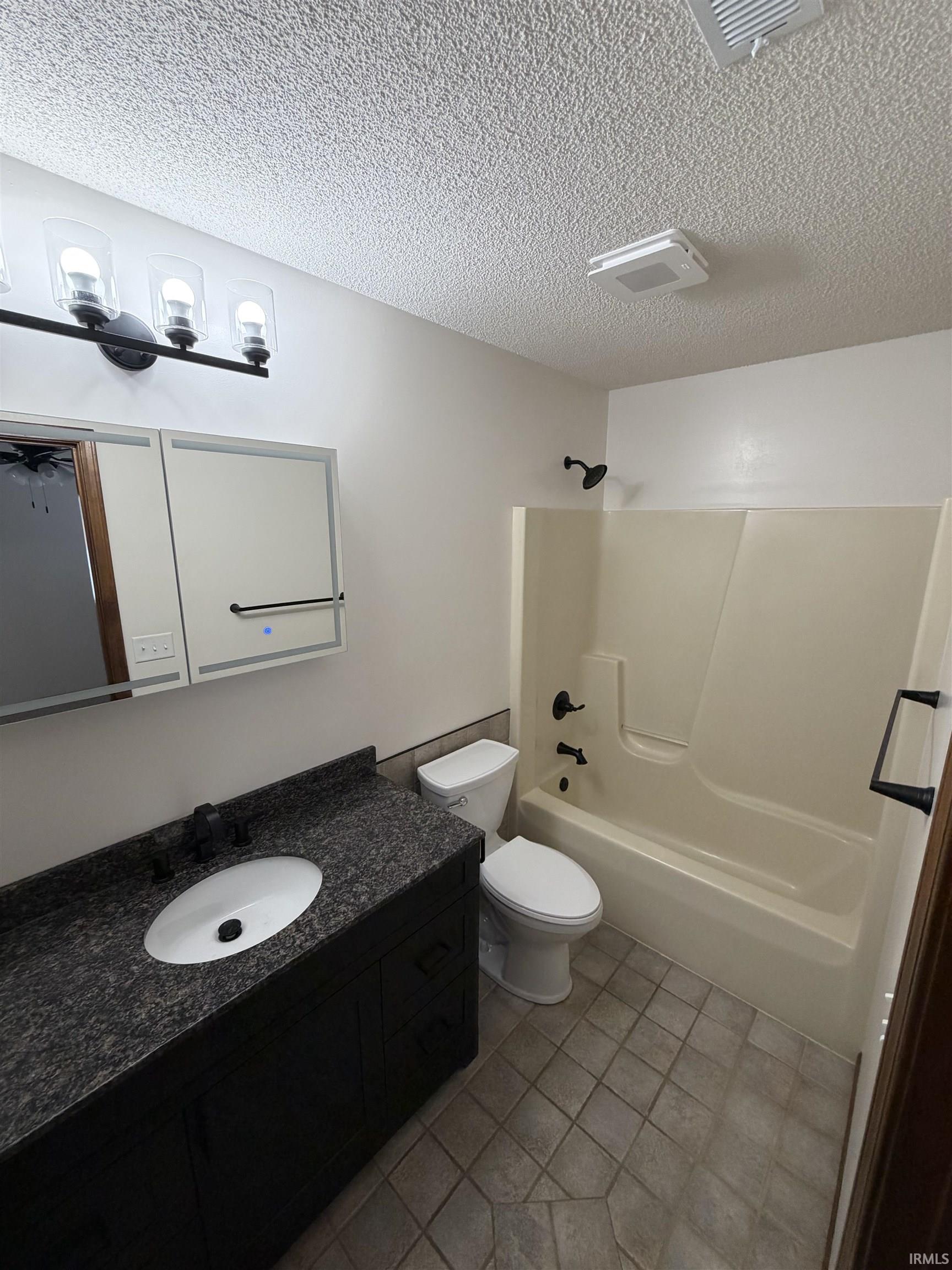 4338 Knoll Road Fort Wayne, IN 46809 - Photo 6 of 8