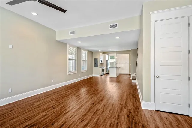 $224,000 | 515 Division Street, Unit 16, Lake Charles, LA 70601